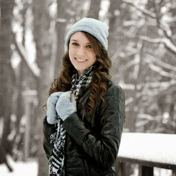 Allison Helms Photo 22