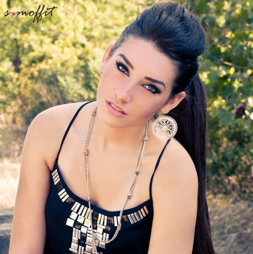 Karissa Rodriguez Photo 6