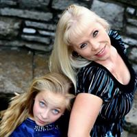 Donna Greenlee Photo 19