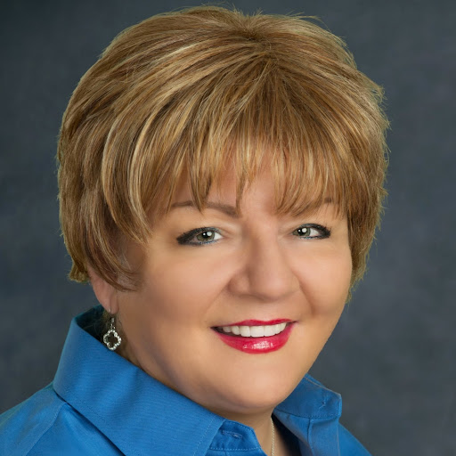 Debbie Nicholas Photo 22