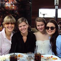 Julie Currin Photo 10