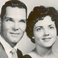 Gayle May Photo 19