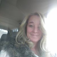Lisa Weeks Photo 19