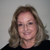 Vivian Reynolds Photo 28