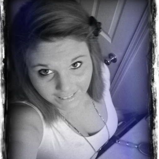 Kayla Howell Photo 44