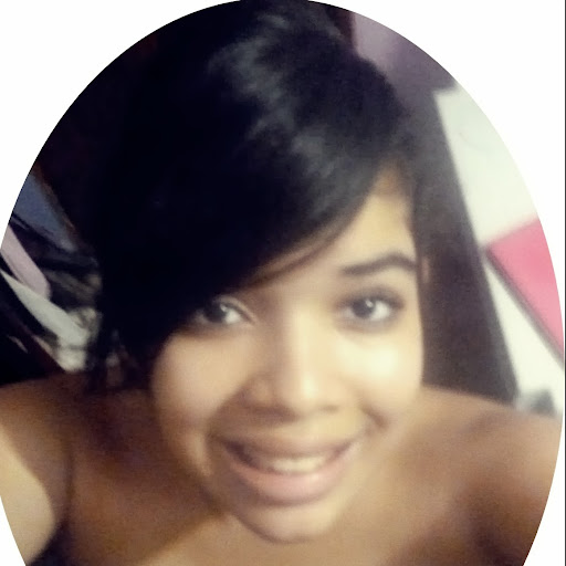 Julia Almeida Photo 33