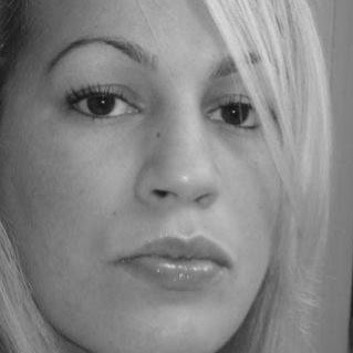 Jeanette Leon Photo 13