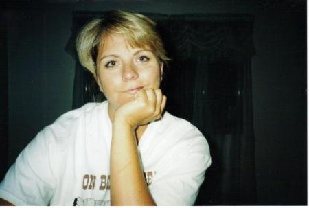 Lori Schneider Photo 24