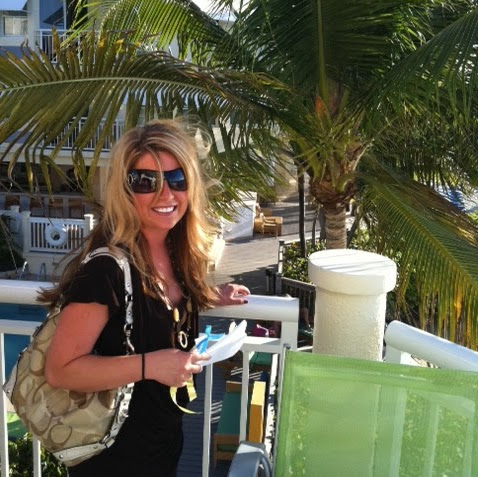 Kelly Mueller Photo 30