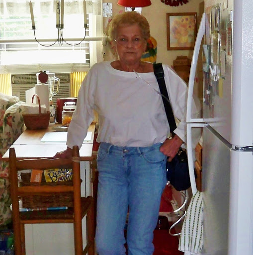 Dolores Robinson Photo 27