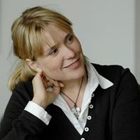 Clara Anders Photo 8