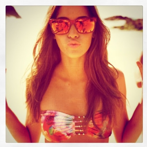 Isabel Gomez Photo 26