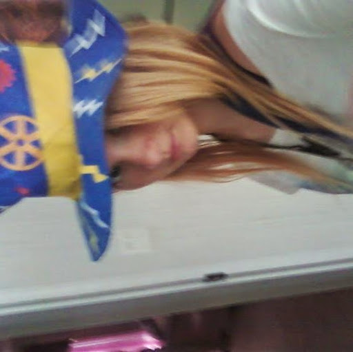 Anna Hinson Photo 18
