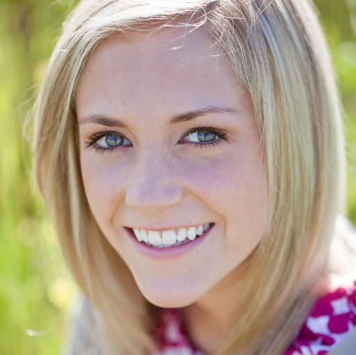 Katie Locke Photo 32