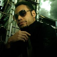 Daniel Velez Photo 19