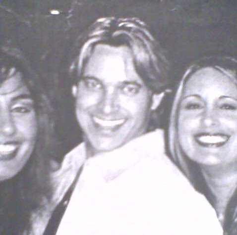 Damon Lowe Photo 32