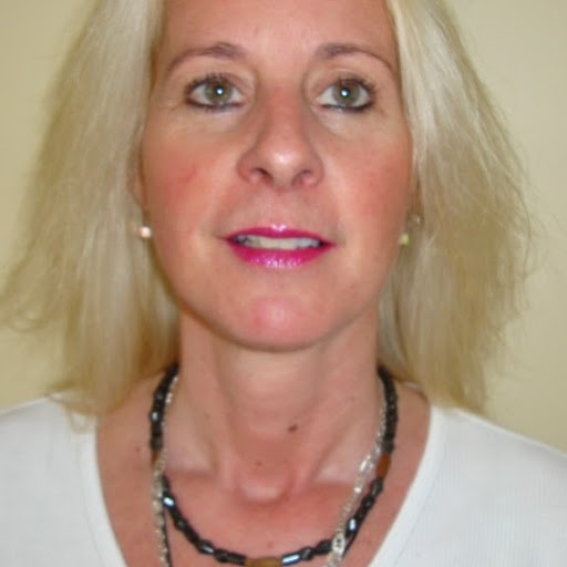 Debbie Snow Photo 33