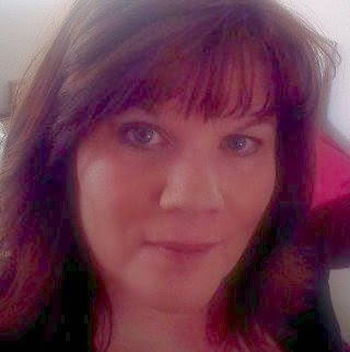 Carrie Moore Photo 24