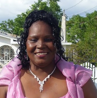 Sylvia Bennett Photo 7