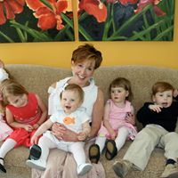 Susan Varga Photo 28