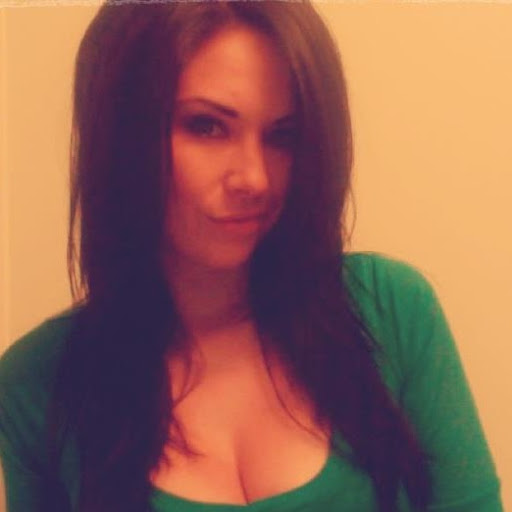 Laura Daley Photo 18