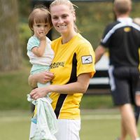 Elizabeth Chudy Photo 3