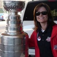 Anne Simmons Photo 21