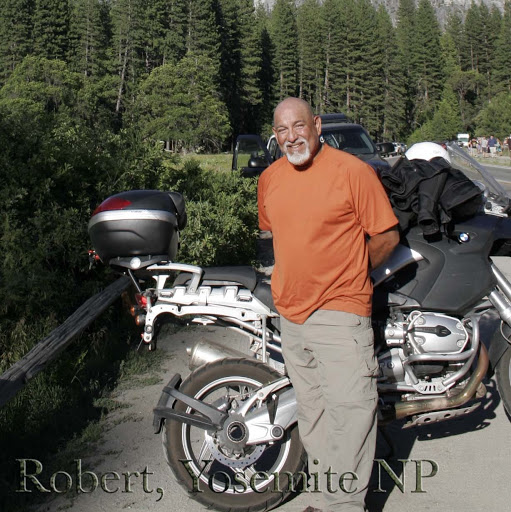 Robert Hernandez Photo 19
