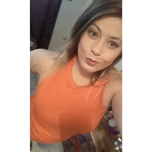 Christine Gonzalez Photo 13