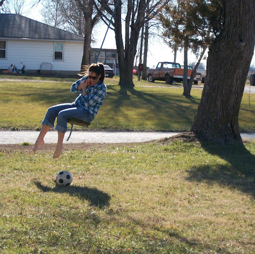 Anna Yoder Photo 28