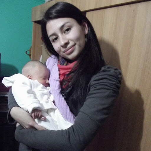 Catherine Fuentes Photo 33