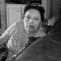 Virginia Simon Photo 8