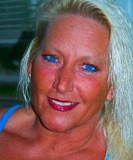Julie Gross Photo 10