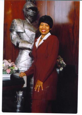 Beverly Carter Photo 19