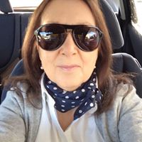 Lara Robinson Photo 8