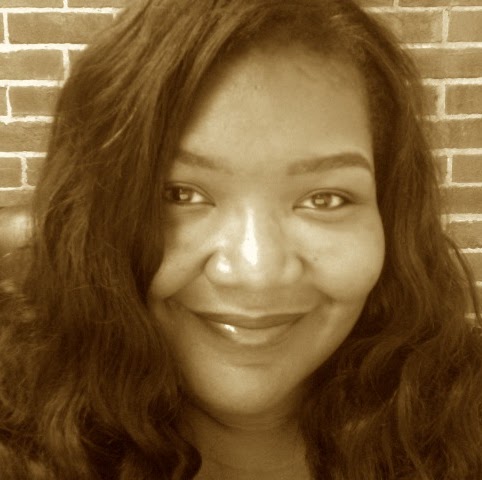 Joyce Howard Photo 32