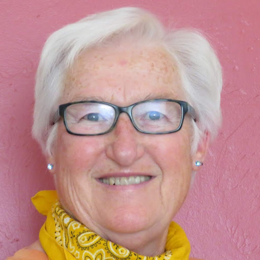 Anne Henderson Photo 5