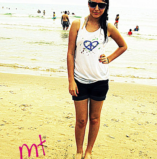 Maria Trevino Photo 27