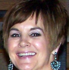 Laurie Hamilton Photo 38