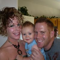 Julia Shultz Photo 5