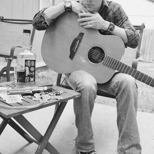 Shannon Hudson Photo 32