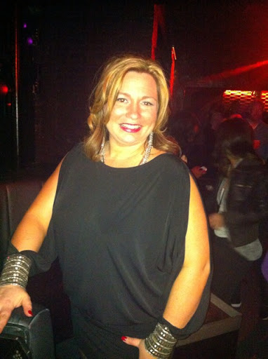 Jennifer Cash Photo 35