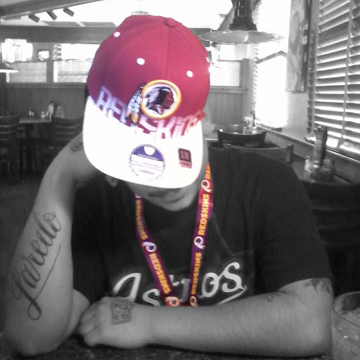 Jerry Hernandez Photo 21