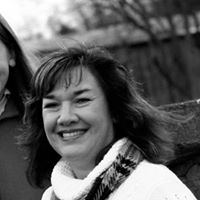 Amy Ernst Photo 22