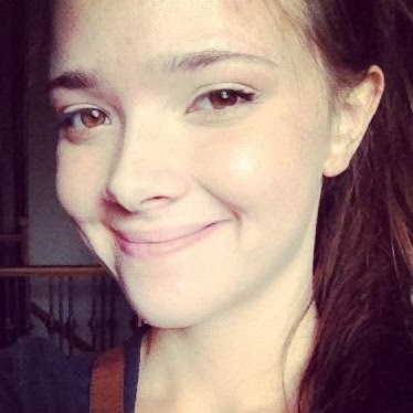 Taylor Maxwell Photo 22