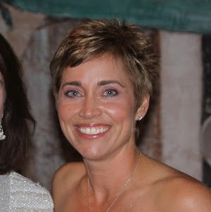 Angie Pugh Photo 34