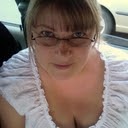 Lisa Simons Photo 42