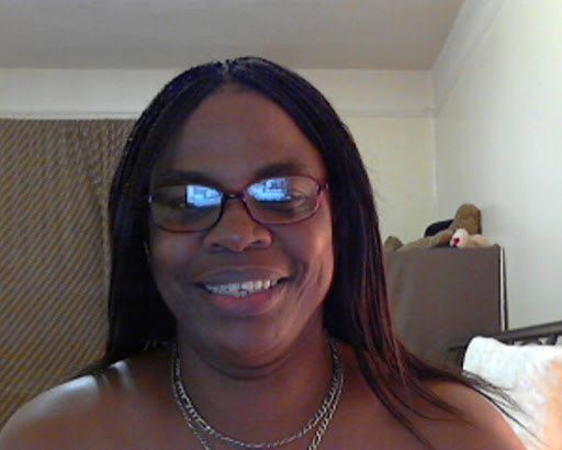 Elizabeth Tirado Photo 18