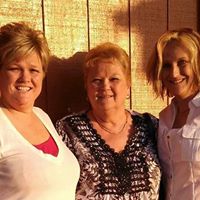 Vickie Brooks Photo 10