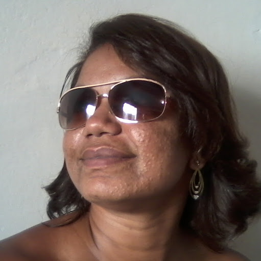 Sandra Daniel Photo 27